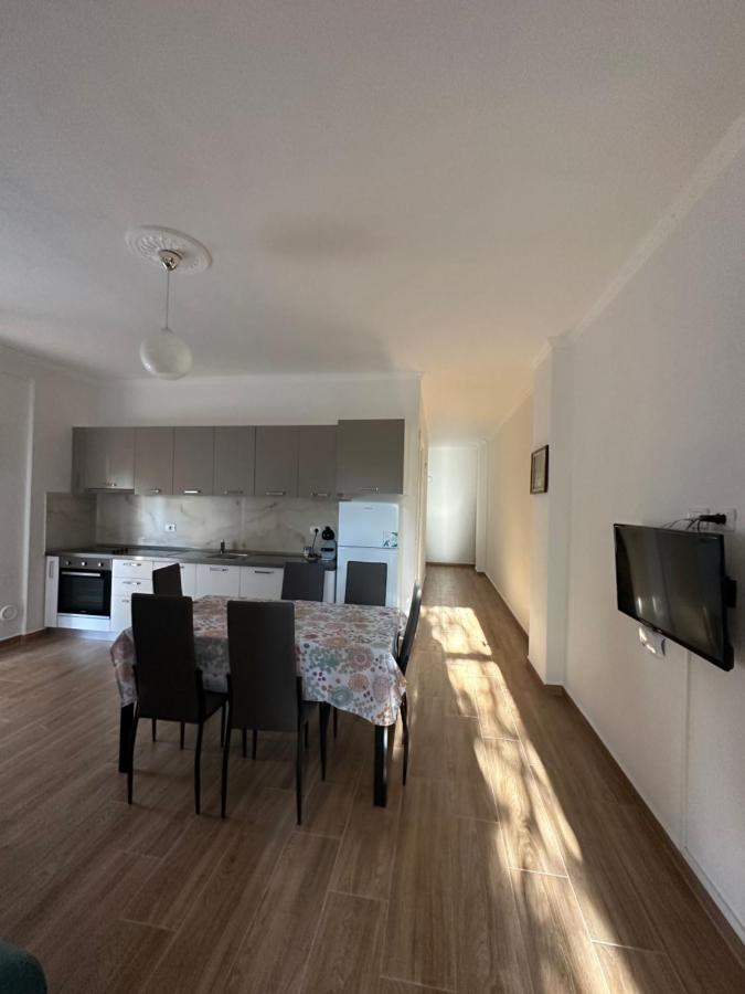 Vlora Central & Comfy Apartment المظهر الخارجي الصورة